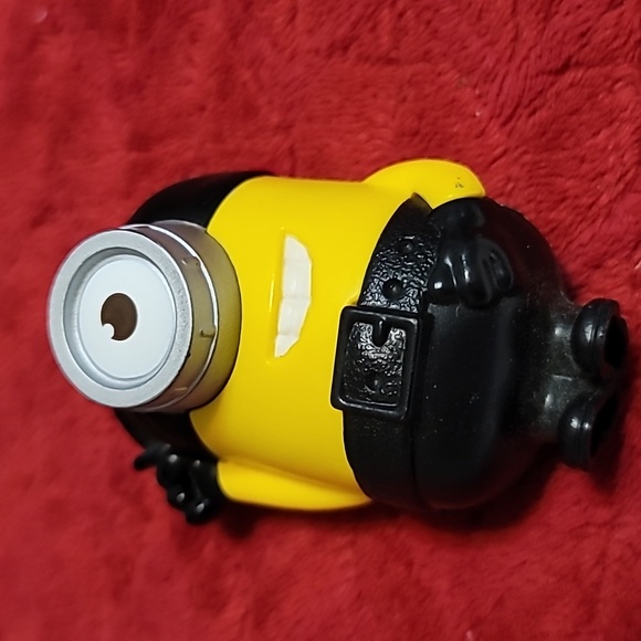 Set of 12 Minions (large) Figurines - Picture 6 of 8